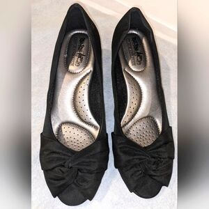 Coach And Four Women's Black Peep Toe Pumps